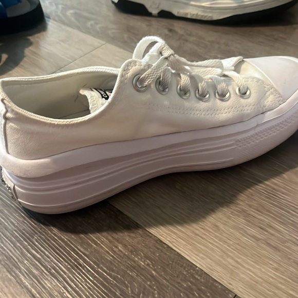 Platform Converse. - Picture 4 of 4